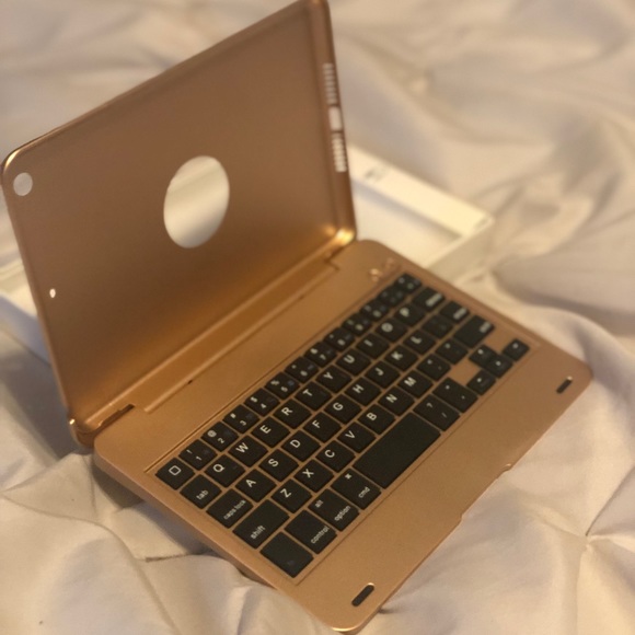 Accessories Ipad Mini Hard Case With Keyboard Poshmark Accessories Ipad Mini Hard Case With Keyboard Poshmark